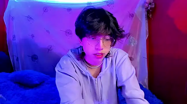 Snapshot of AnggelONfiree chatting on December 2024 03:58:01 AM AnggelONfiree online show from December 2024 03:58:01 AM