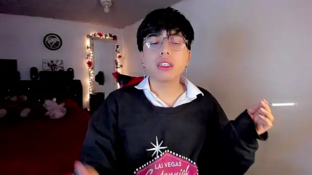 AnggelONfiree online show from February 2026 12:53:01 AM