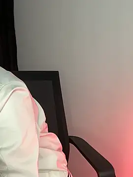 Isa bel online show from February 2025 04:03:02 AM