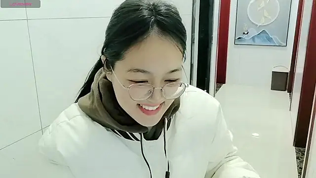 Snapshot of luoxuwen chatting on December 2024 03:07:01 AM luoxuwen online show from December 2024 03:07:01 AM