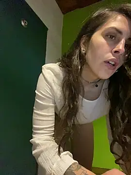 Snapshot of isadelasestrellas chatting on July 2026 11:45:01 AM isadelasestrellas online show from July 2026 11:45:01 AM