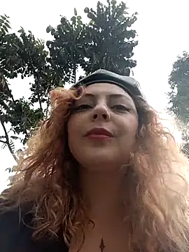 madelaine- online show from April 2026 09:12:01 PM