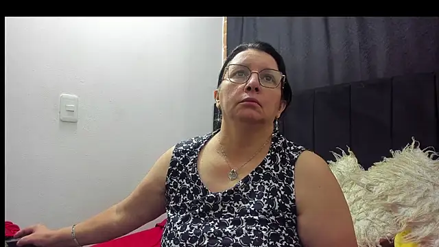 Evaaross 2345 online show from January 2026 11:37:01 AM