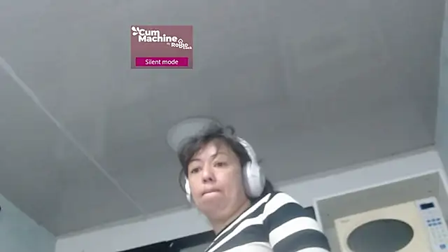 Drool Sucker online show from April 2026 12:32:02 PM