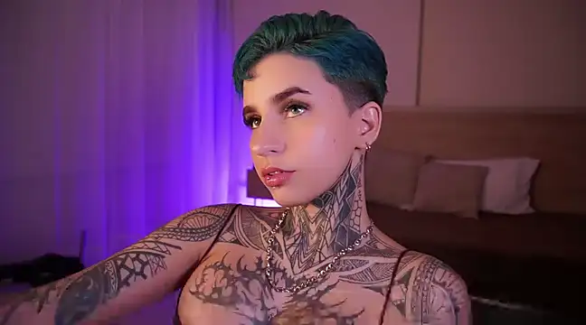 Snapshot of AliceShazaham_ chatting on December 2024 05:48:01 AM AliceShazaham  online show from December 2024 05:48:01 AM