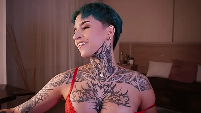 Snapshot of AliceShazaham_ chatting on February 2025 06:12:01 AM AliceShazaham  online show from February 2025 06:12:01 AM