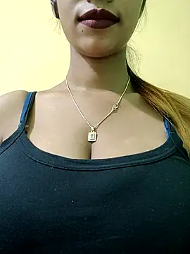 Snapshot of RUPAI009 chatting on March 2025 06:46:01 AM RUPAI009 online show from March 2025 06:46:01 AM