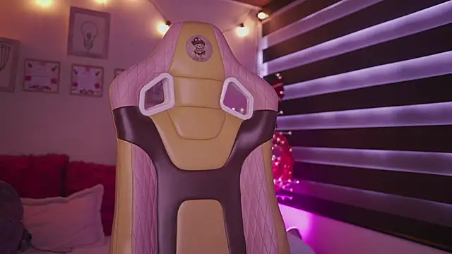 milly kenner online show from December 2025 02:55:01 PM