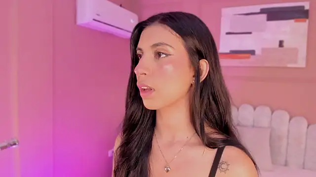 zia cooper online show from November 2025 06:54:01 PM