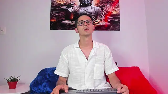 Snapshot of Ethan_Sai___ chatting on February 2025 11:31:01 PM Ethan Sai online show from February 2025 11:31:01 PM