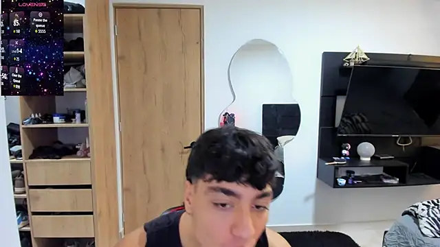 Cristhian Evans online show from September 2025 01:22:01 PM