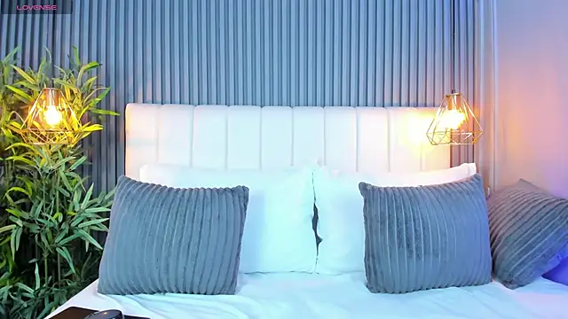 LinaGlam online show from September 2025 10:46:02 PM