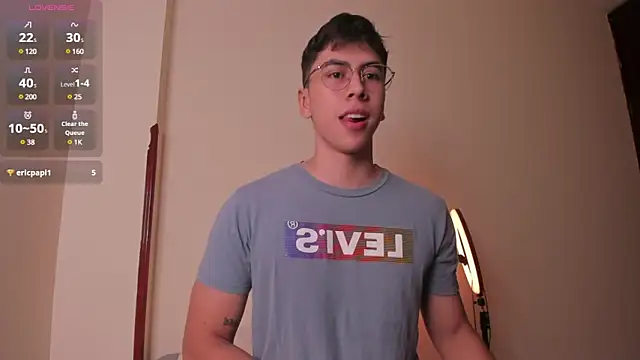 Snapshot of Alexx_oconnor chatting on January 2025 01:36:02 PM Alexx oconnor online show from January 2025 01:36:02 PM