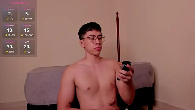 Snapshot of Alexx_oconnor chatting on March 2025 04:22:02 PM Alexx oconnor online show from March 2025 04:22:02 PM