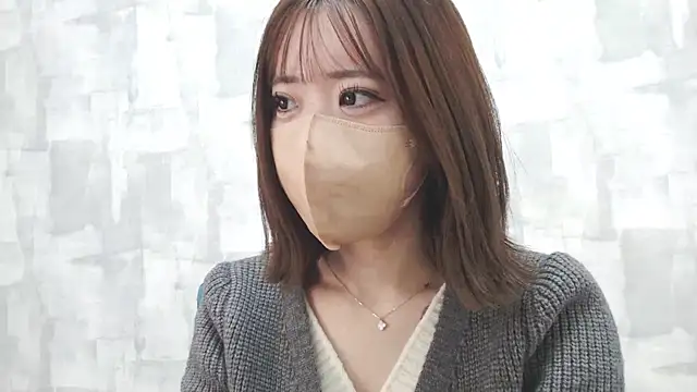 Snapshot of LOVE_MOMO_LOVE chatting on January 2025 11:20:02 AM LOVE MOMO LOVE online show from January 2025 11:20:02 AM