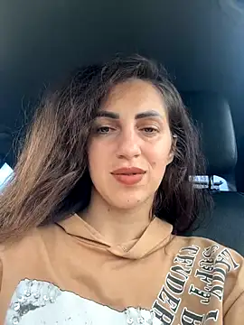 EmaSkyes online show from October 2025 11:44:02 AM