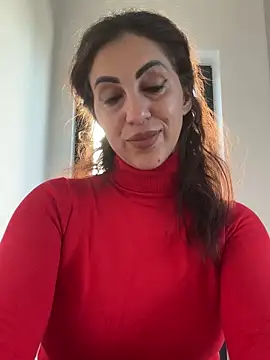 EmaSkyes online show from October 2025 06:25:01 AM