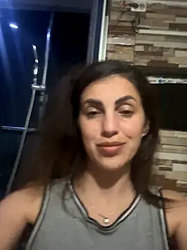 EmaSkyes online show from November 2025 07:46:01 PM