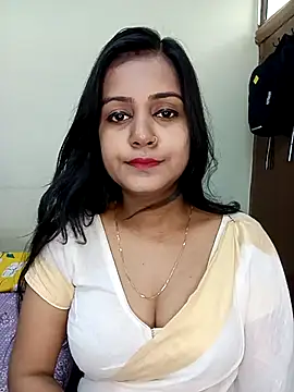 Snapshot of Miss-Riyasingh chatting on February 2026 05:39:01 AM Miss-Riyasingh online show from February 2026 05:39:01 AM