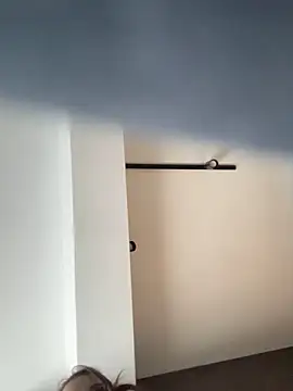 BelleSkye online show from March 2025 01:37:02 PM