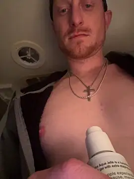 bigred0808 online show from April 2026 07:42:01 AM