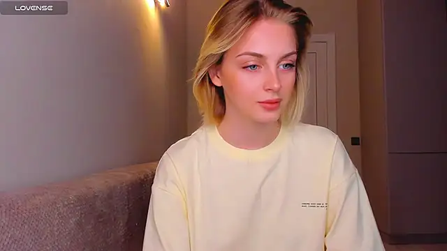 pretty girlnextdoor online show from December 2024 06:00:02 PM