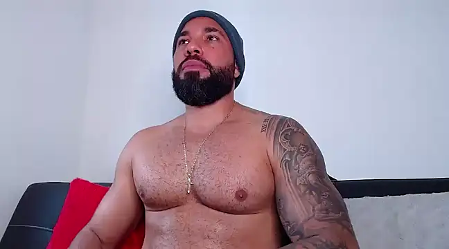 Snapshot of roman_muscle chatting on December 2024 01:22:02 PM roman muscle online show from December 2024 01:22:02 PM
