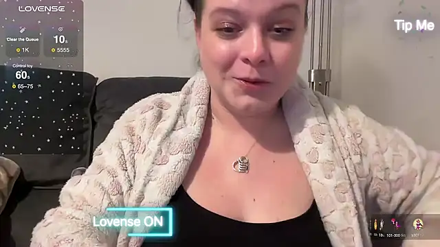 NaughtyWifeUK online show from February 2025 11:52:01 PM