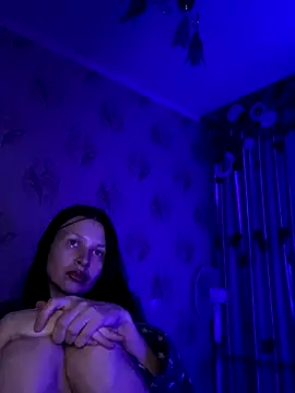 Starry Siren online show from December 2024 08:11:01 PM