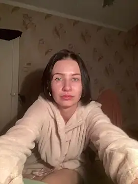 Snapshot of Starry_Siren chatting on December 2025 04:37:02 PM Starry Siren online show from December 2025 04:37:02 PM