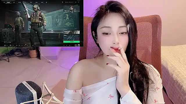 Daisy-77 online show from April 2026 01:15:01 PM