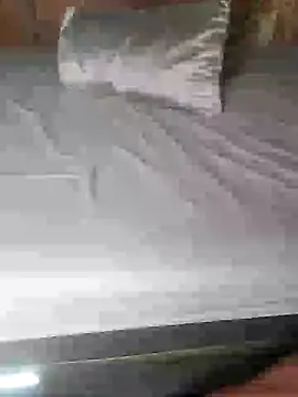 Snapshot of African_Masked_Couple chatting on January 2025 06:55:02 AM African Masked Couple online show from January 2025 06:55:02 AM