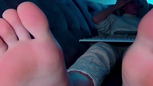 AgnesMillerS online show from December 2024 10:32:02 AM