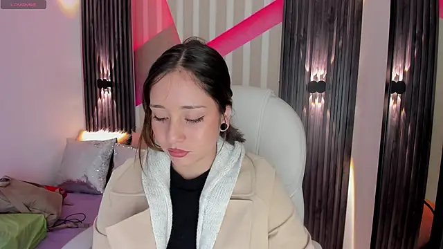 emily layton online show from March 2025 01:08:01 PM