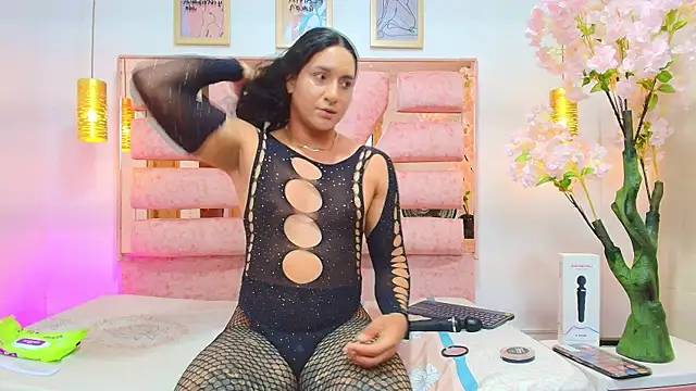 Snapshot of Alison_Chan_ chatting on July 2026 09:20:01 PM Alison Chan online show from July 2026 09:20:01 PM