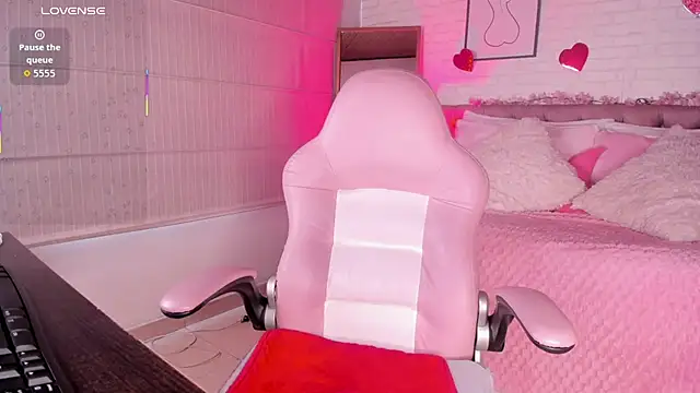 Snapshot of _Abby_23_ chatting on March 2026 01:24:01 PM Abby 23 online show from March 2026 01:24:01 PM