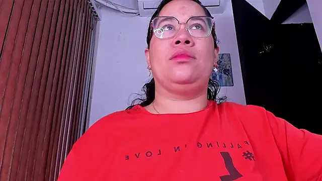 alondrabigtits online show from February 2026 12:15:01 PM