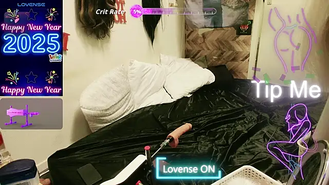 Snapshot of Doggyray44 chatting on December 2025 03:57:01 AM Doggyray44 online show from December 2025 03:57:01 AM