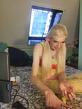 Snapshot of Doggyray44 chatting on May 2026 10:20:01 AM Doggyray44 online show from May 2026 10:20:01 AM