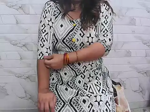 Snapshot of bhabhi_jaan11 chatting on April 2026 04:37:01 PM bhabhi jaan11 online show from April 2026 04:37:01 PM
