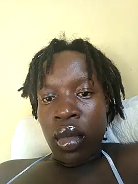 Snapshot of Juicylittle_slute chatting on October 2025 03:59:02 AM Juicylittle slute online show from October 2025 03:59:02 AM