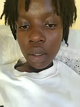 Snapshot of Juicylittle_slute chatting on October 2025 04:33:02 AM Juicylittle slute online show from October 2025 04:33:02 AM