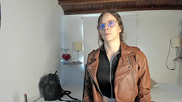  ashleymiller online show from March 2025 07:04:02 PM