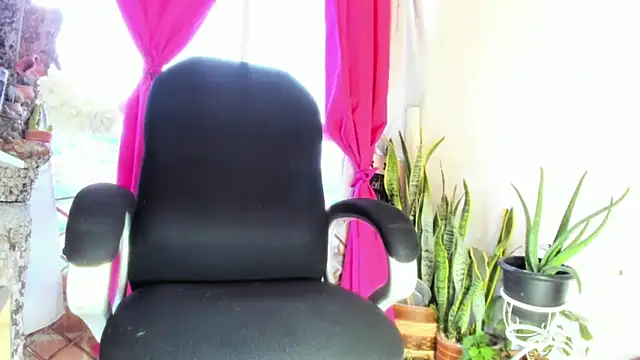 Snapshot of doll_celeste20 chatting on July 2026 11:15:01 PM doll celeste20 online show from July 2026 11:15:01 PM