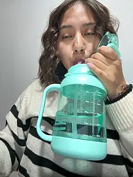 kittyfresita online show from February 2025 03:55:02 AM