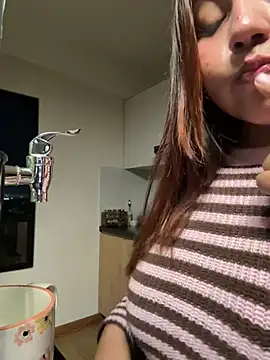 kittyfresita online show from April 2026 06:19:01 AM