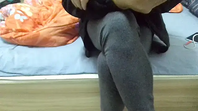 Snapshot of huzi518 chatting on January 2026 12:14:02 AM huzi518 online show from January 2026 12:14:02 AM