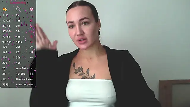 Snapshot of Stasia_Queen chatting on December 2024 09:49:02 AM Stasia Queen online show from December 2024 09:49:02 AM