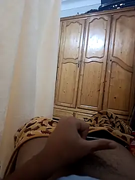 MostafaJr97 online show from September 2025 06:21:01 PM