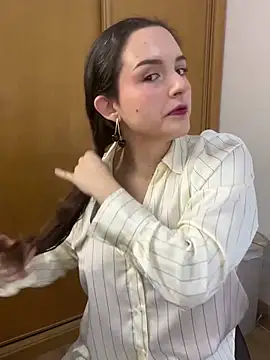 Snapshot of tatianaAlvarez1 chatting on December 2024 09:51:01 AM tatianaAlvarez1 online show from December 2024 09:51:01 AM